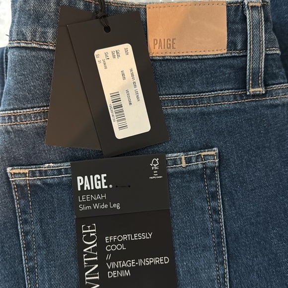 PAIGE Women’s Leenah wide leg full length vintage inspired distressed blue jeans - Picture 9 of 10